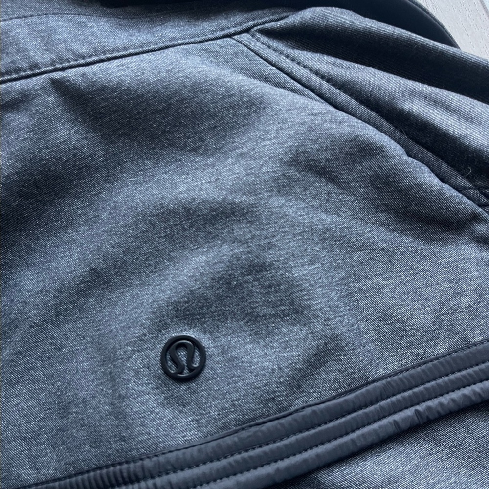 Lululemon Coco Softshell Black/Grey Jacket - image 2